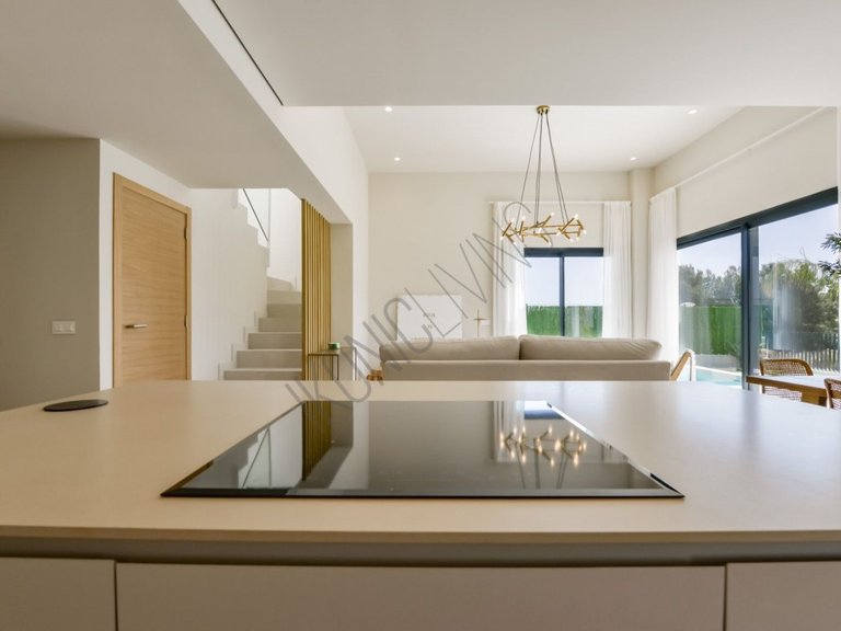 Villa for Sale in Inland Sierra Cortina, Alicante 13