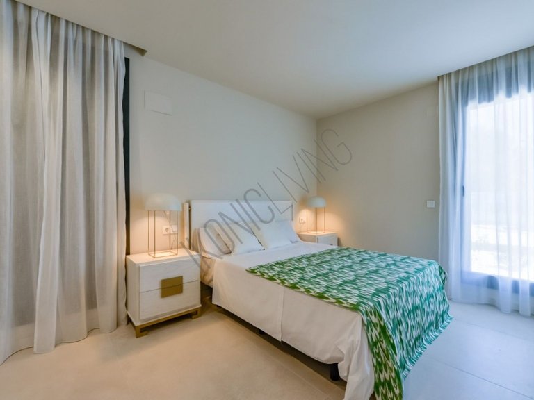 Villa for Sale in Inland Sierra Cortina, Alicante 28