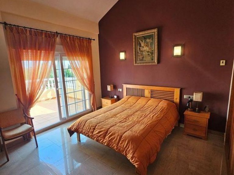 Villa for Sale in Playa Honda, Murcia 6