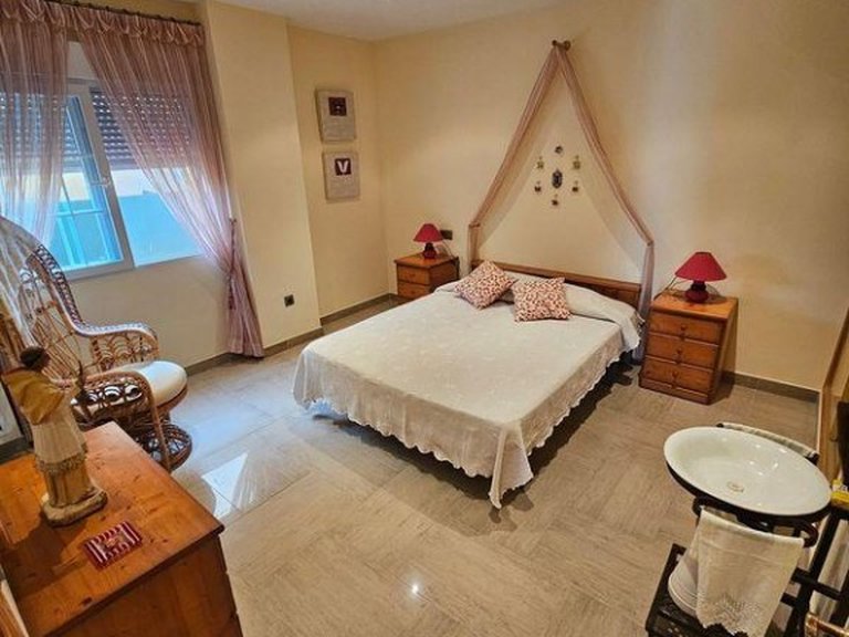 Villa for Sale in Playa Honda, Murcia 8