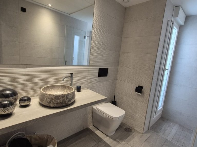 Villa for Sale in Inland La Finca Golf Resort, Alicante 12