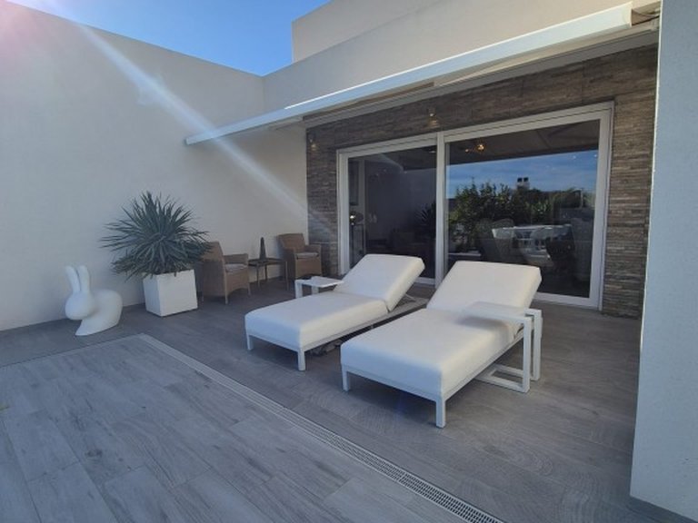 Villa for Sale in Inland La Finca Golf Resort, Alicante 15