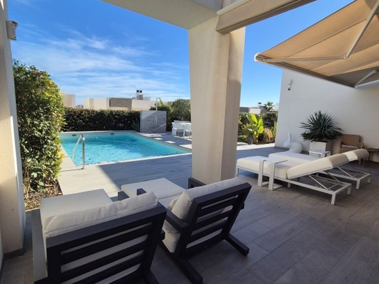 Villa for Sale in Inland La Finca Golf Resort, Alicante 16