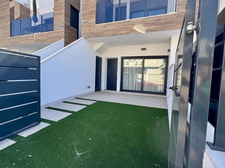 Villa for Sale in San Pedro Del Pinatar, Murcia 2