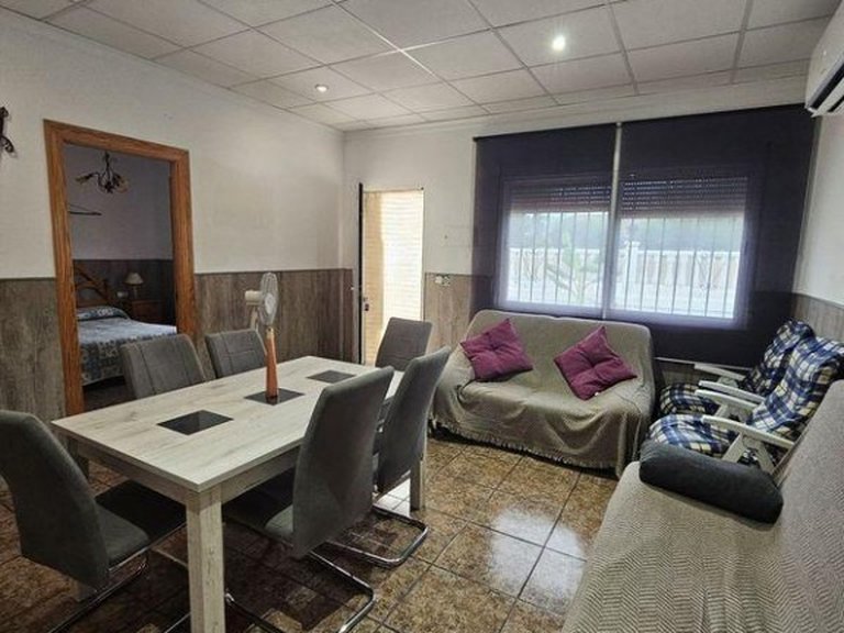 Villa for Sale in Los Alcazares, Murcia 2