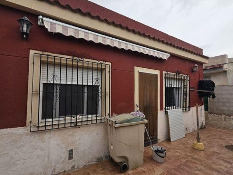 Villa for Sale in Los Alcazares, Murcia 12