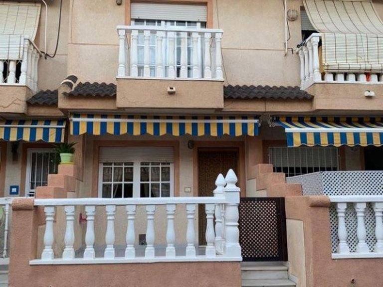 Town House for Sale in Torre De La Horadada, Alicante 1