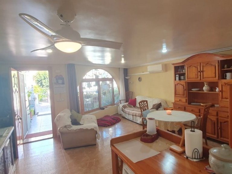 Town House for Sale in Guardamar Del Segura, Alicante 29