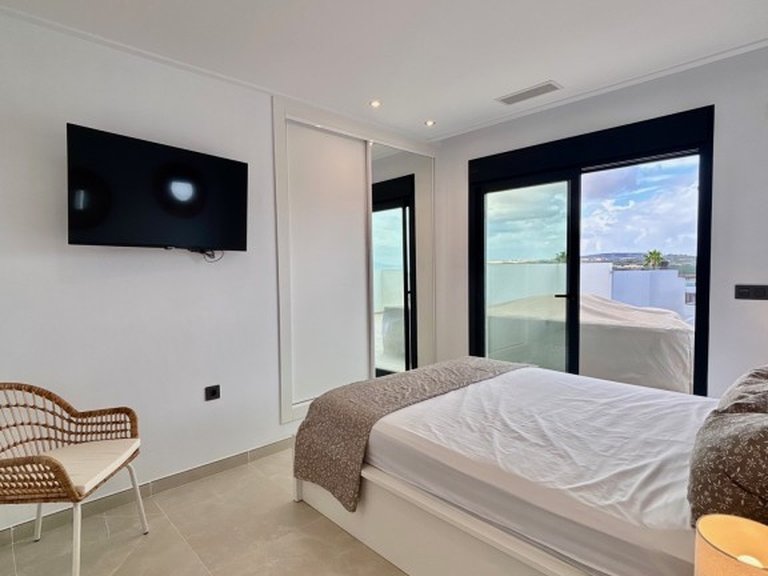 Villa for Sale in Costa Blanca Benijofar, Alicante 11