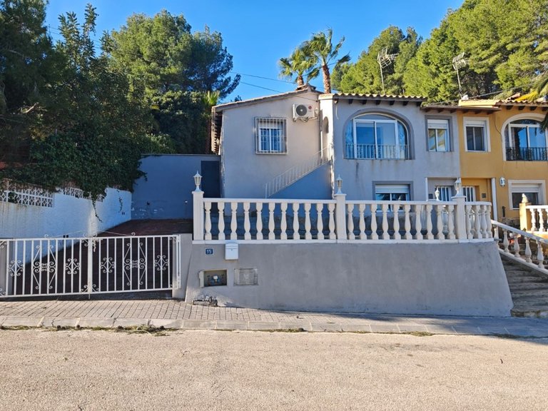 Town House for Sale in Costa Blanca La Nucia, Alicante 1