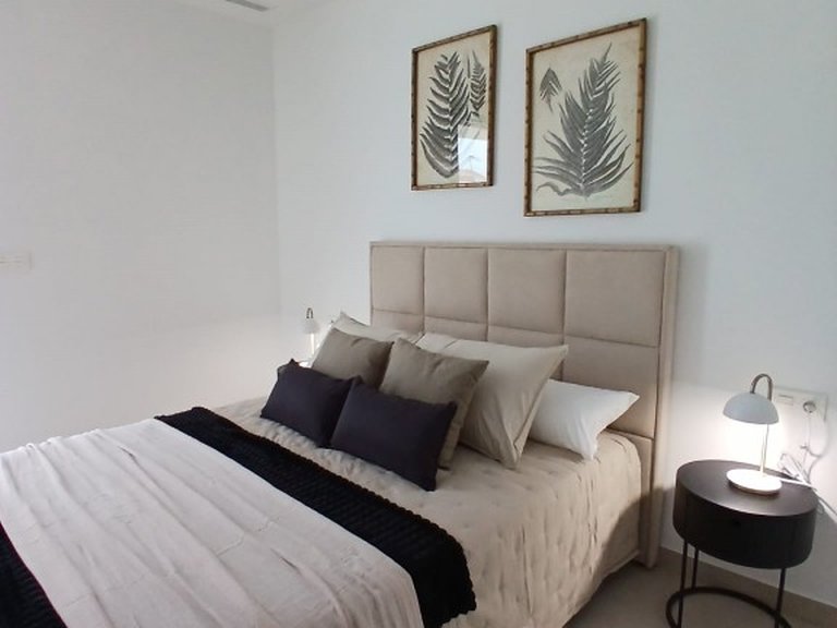 Villa for Sale in Bigastro, Alicante 9