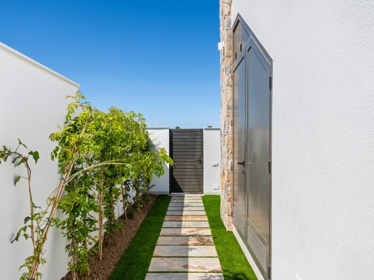 Villa for Sale in Los Alcazares, Murcia 25