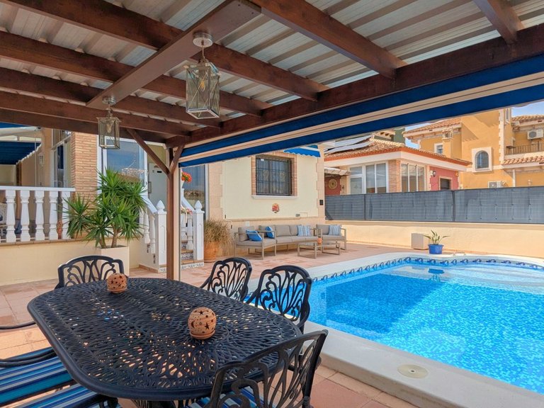 Villa for Sale in Inland Bigastro, Alicante 9