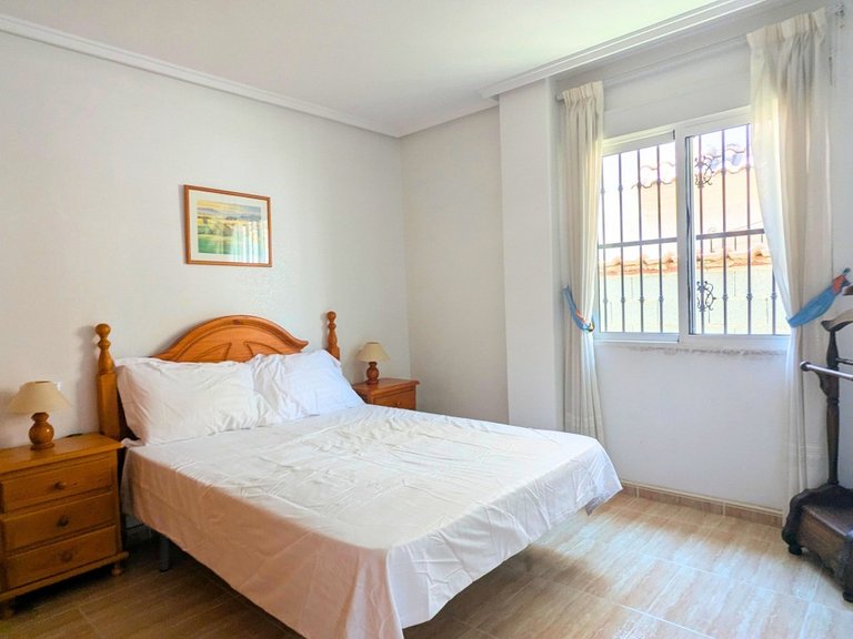 Villa for Sale in Lo Crispin, Alicante 16