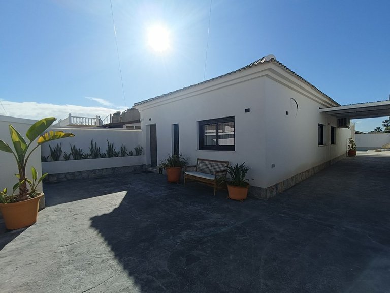 Villa for Sale in El Chaparral, Alicante 27