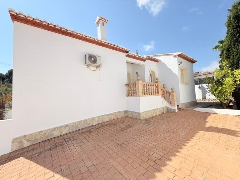 Villa for Sale in Moraira, Alicante 4