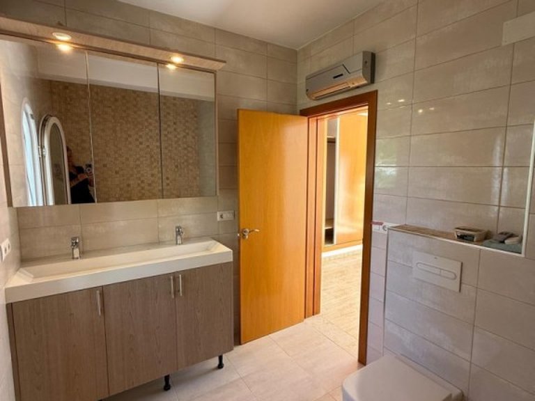 Villa for Sale in Moraira, Alicante 11