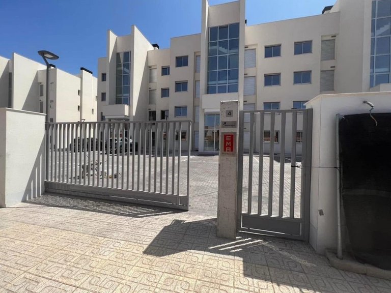 Apartment for Sale in Costa Blanca Villamartin, Alicante 17