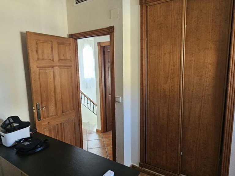 Villa for Sale in Lo Crispin, Alicante 8