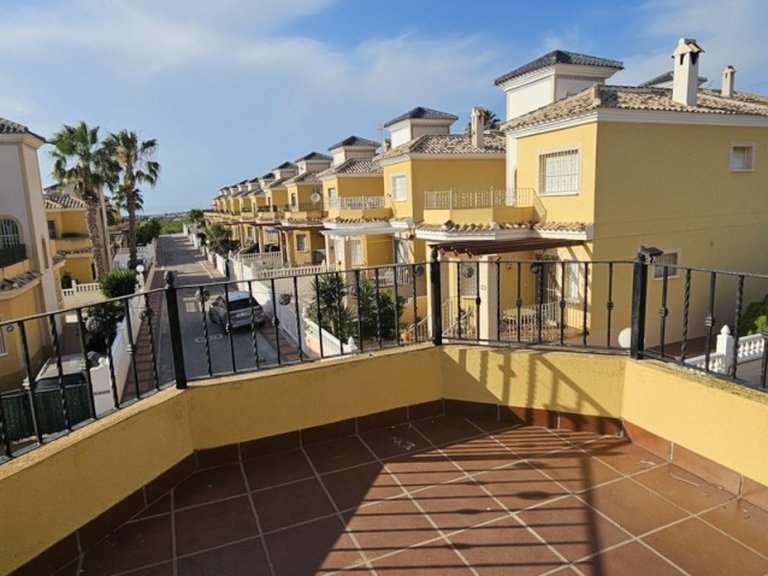 Villa for Sale in Lo Crispin, Alicante 11