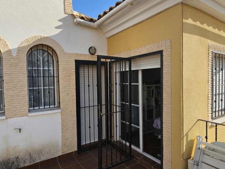 Villa for Sale in Lo Crispin, Alicante 12