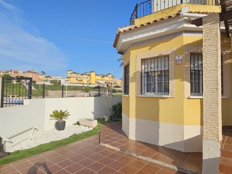 Villa for Sale in Lo Crispin, Alicante 17