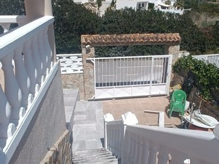 Villa for Sale in El Campello, Alicante 35