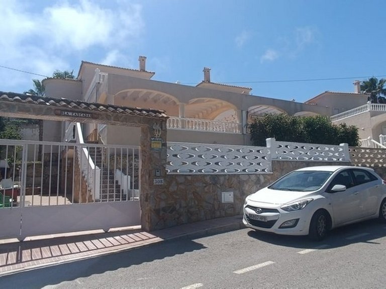 Villa for Sale in El Campello, Alicante 36