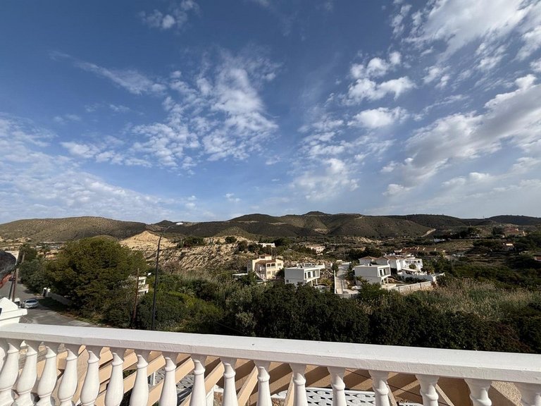 Villa for Sale in El Campello, Alicante 51