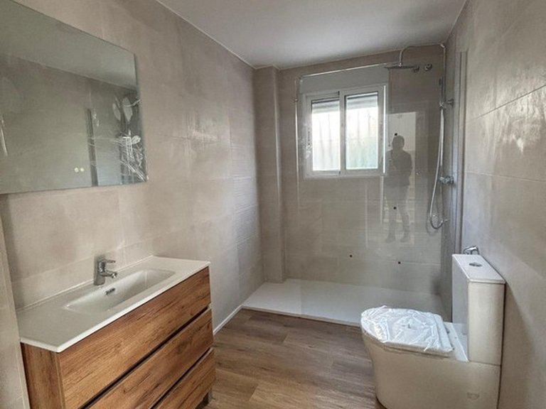Villa for Sale in El Campello, Alicante 64