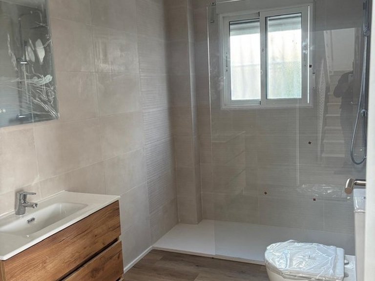 Villa for Sale in El Campello, Alicante 71