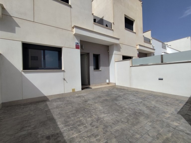 Villa for Sale in Pilar De La Horadada, Alicante 40