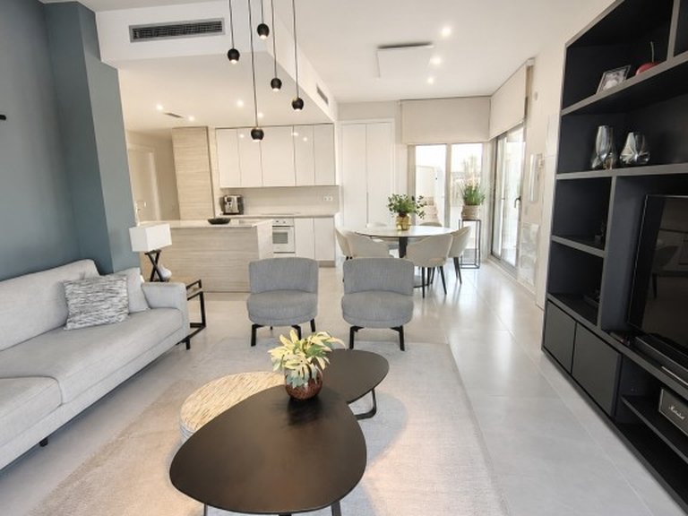 Villa for Sale in Inland San Miguel De Salinas, Alicante 3