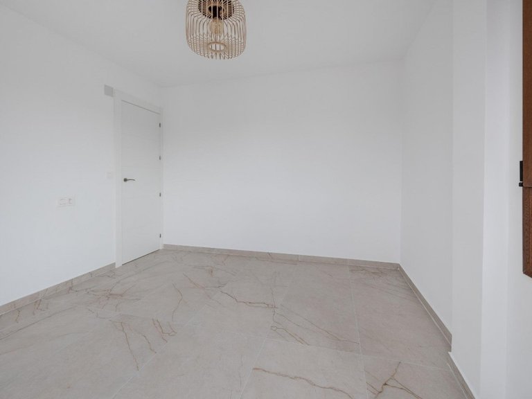 Penthouse for Sale in Playa Del Acequion, Alicante 24