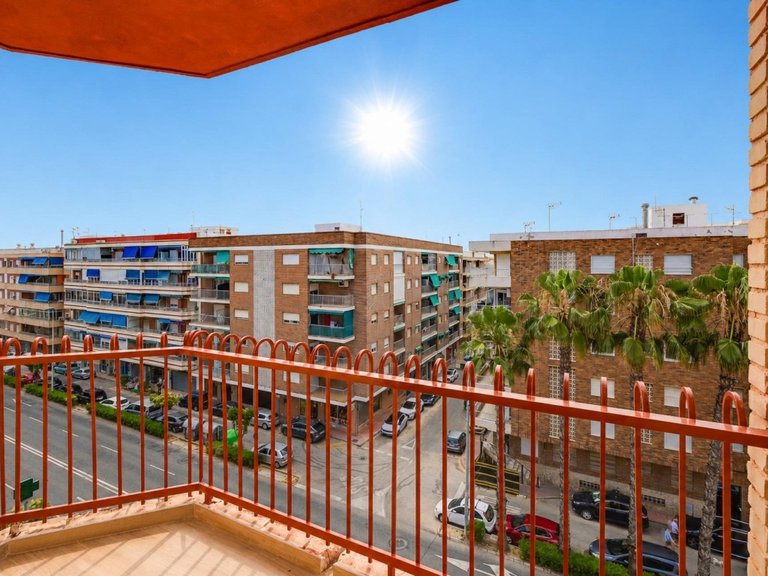 Penthouse for Sale in Playa Del Acequion, Alicante 26