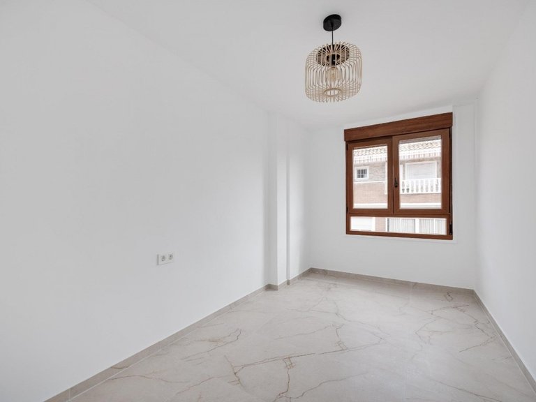 Penthouse for Sale in Playa Del Acequion, Alicante 16