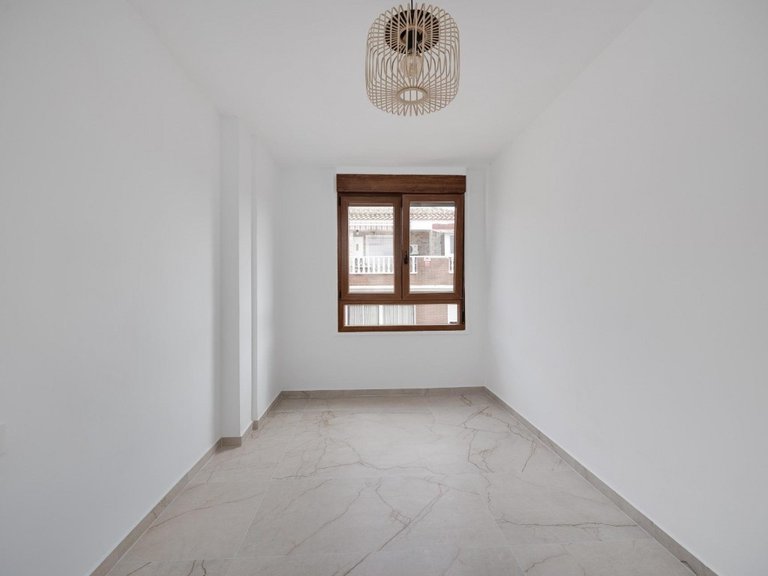 Penthouse for Sale in Playa Del Acequion, Alicante 18