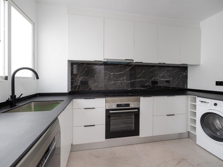 Penthouse for Sale in Playa Del Acequion, Alicante 14