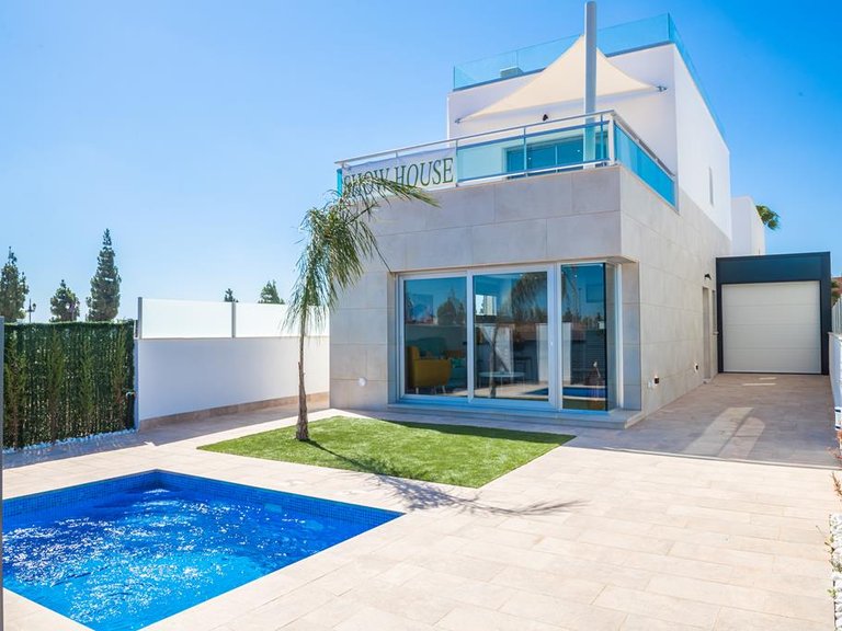 Villa for Sale in La Serena Golf Resort, Murcia 1