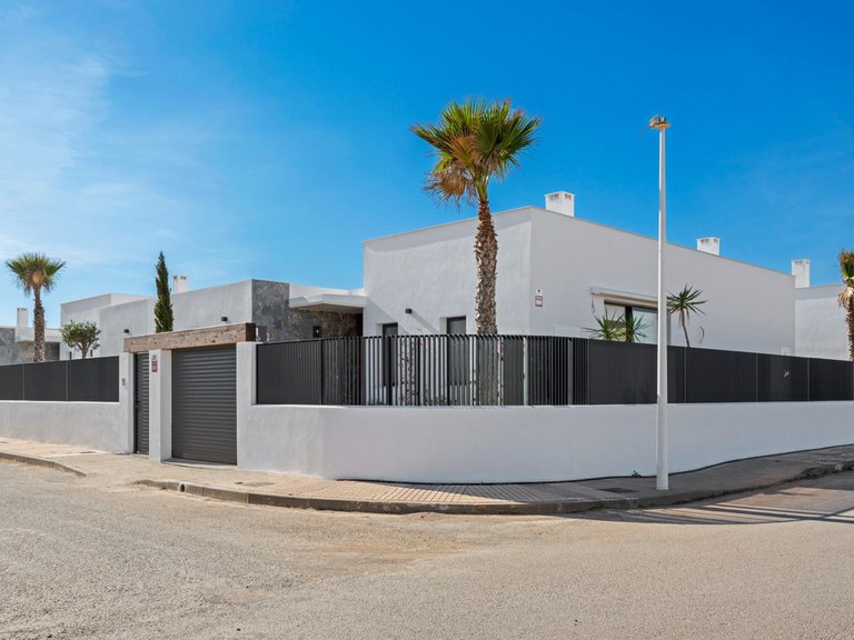 Villa for Sale in Mar De Cristal, Murcia 28