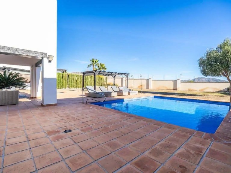 Villa for Sale in El Valle Golf Resort, Murcia 13
