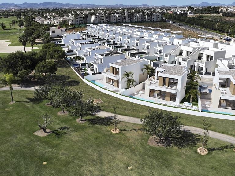 Villa for Sale in Roda Golf And Beach Resort, Murcia 6