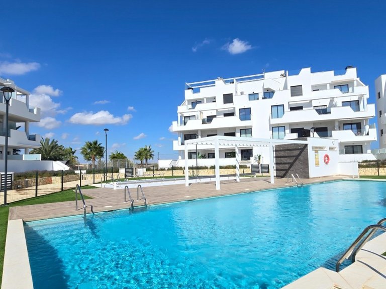 Apartment for Sale in Santa Rosalia Lake And Life Resort, Murcia 31