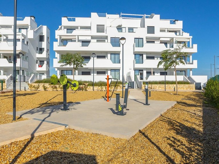 Apartment for Sale in Santa Rosalia Lake And Life Resort, Murcia 20
