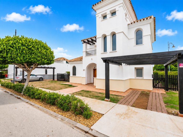 Villa for Sale in La Torre Golf Resort, Murcia 4