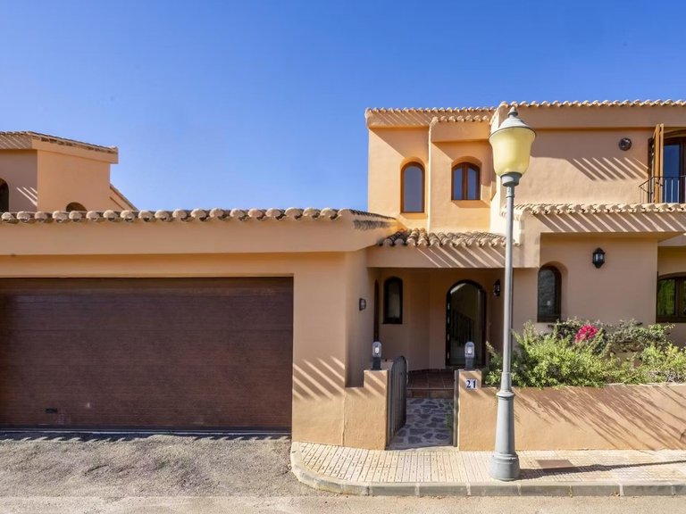 Villa for Sale in La Manga Club, Murcia 9