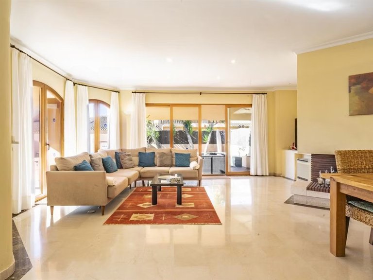 Villa for Sale in La Manga Club, Murcia 2