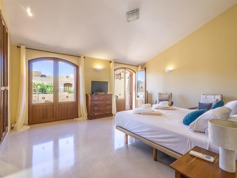 Villa for Sale in La Manga Club, Murcia 13