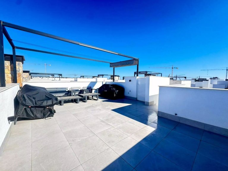 Villa for Sale in Santa Rosalia Lake And Life Resort, Murcia 14