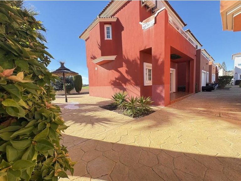Villa for Sale in Altaona Golf And Country Village, Murcia 3